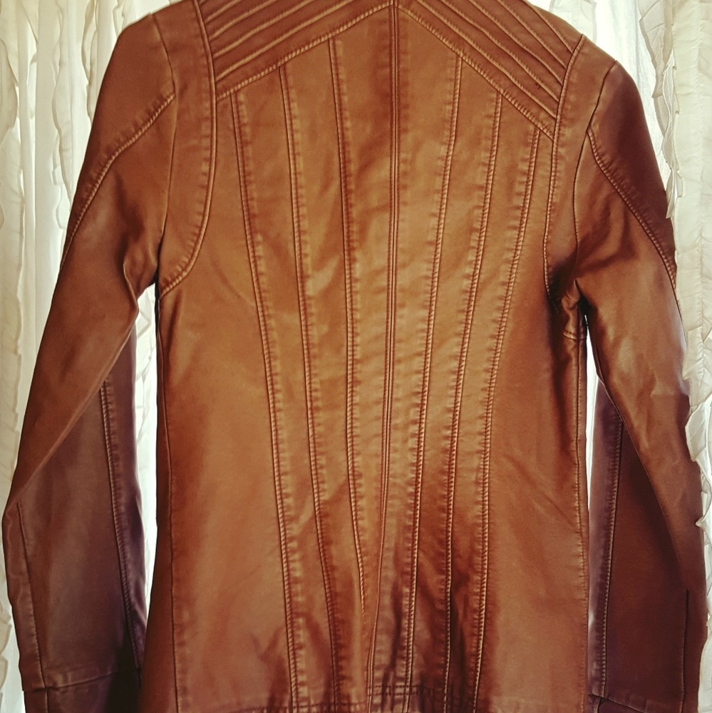 Leather jacket - Picture 3 of 4